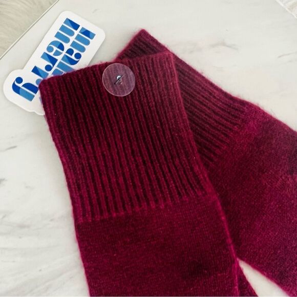 NORDSTROM Cashmere Tech Compatible Gloves, 100% Cashmere, Burgundy Luxury, NWT‎ - Picture 6 of 11